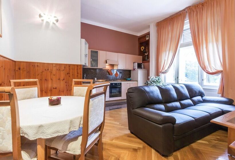 Apartment Ville Munz