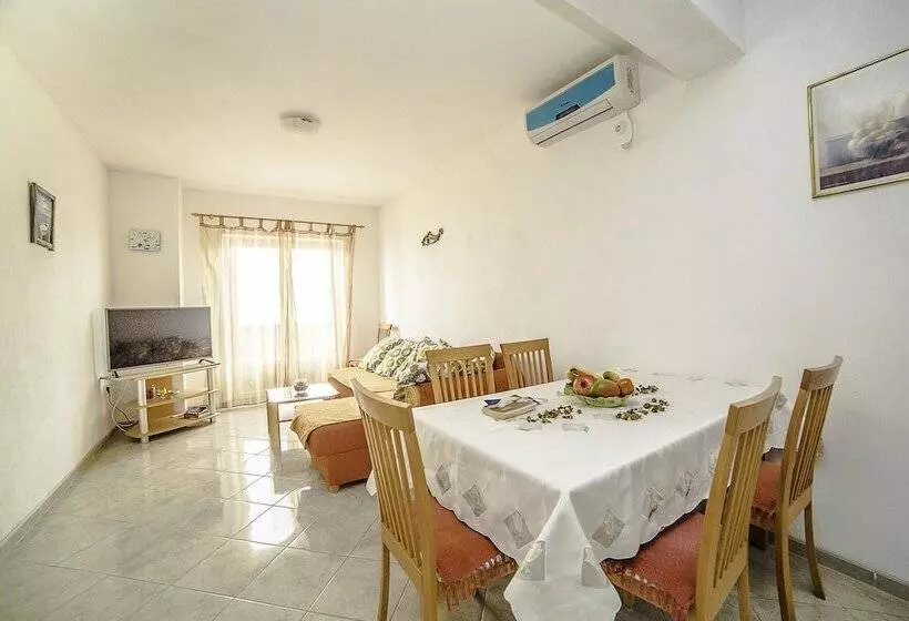 Apartments Bakula