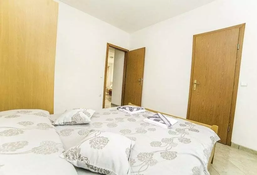 Apartments Bakula