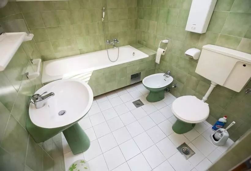 Apartments Lončar