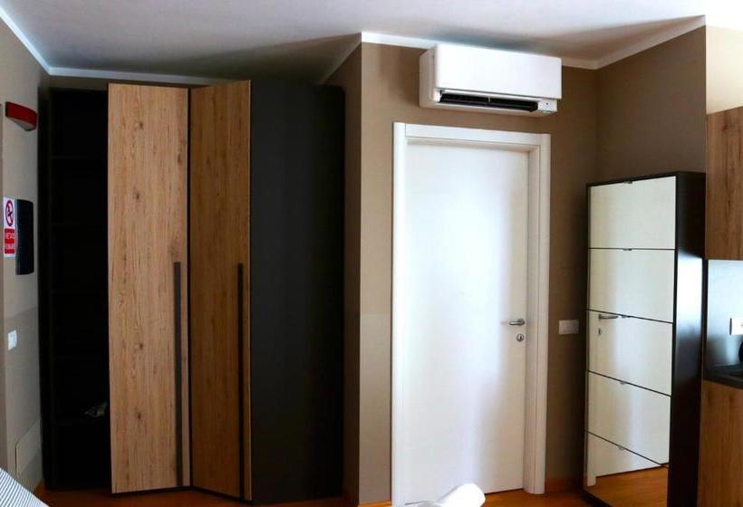 Bnbook Metropolitan Expo Flat