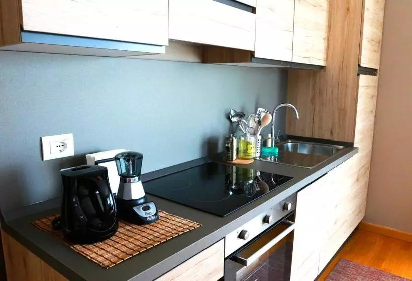 Bnbook   Metropolitan Expo Flat