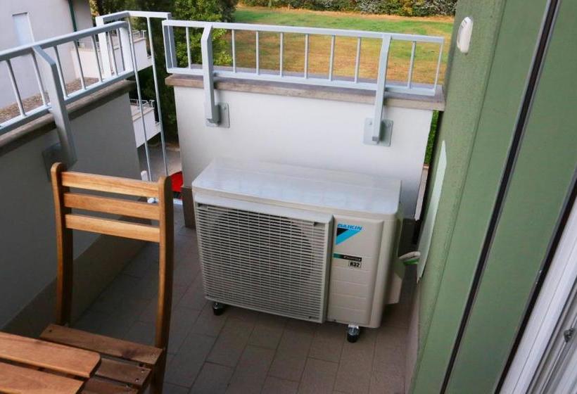 Bnbook Metropolitan Expo Flat