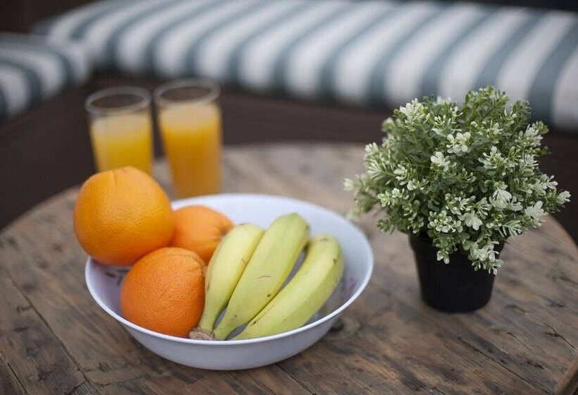 Patisia, Modern Studio With Unique View