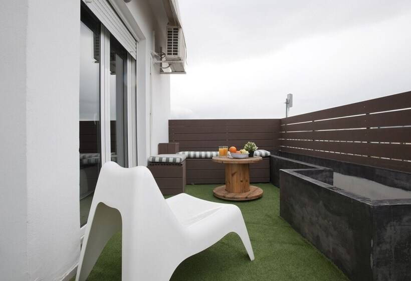 Patisia, Modern Studio With Unique View