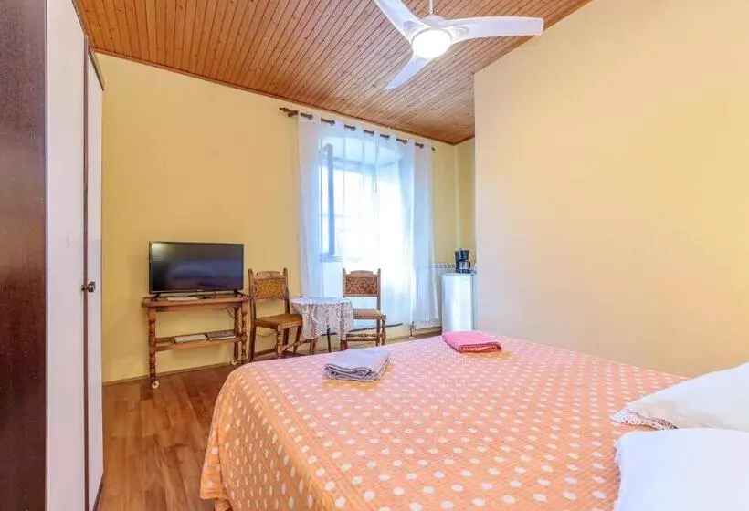Rooms Nela