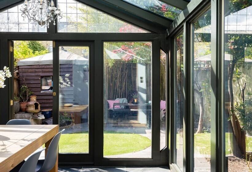 The Madras Cottage  Bright 3bdr Home With Garden