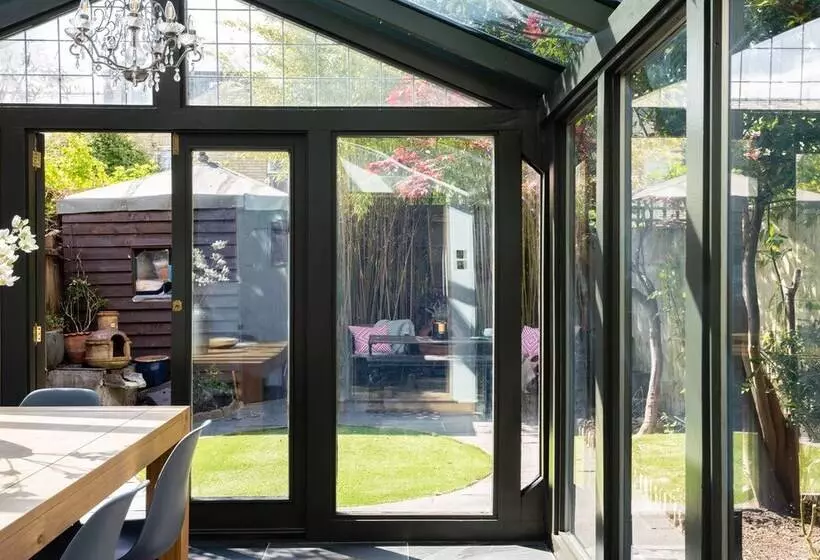 The Madras Cottage  Bright 3bdr Home With Garden