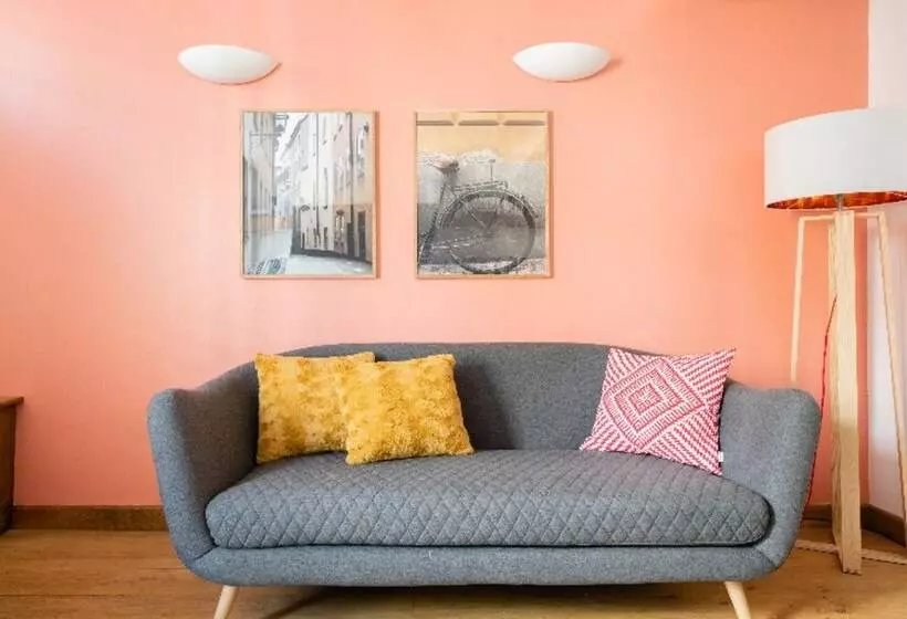 The Madras Cottage  Bright 3bdr Home With Garden