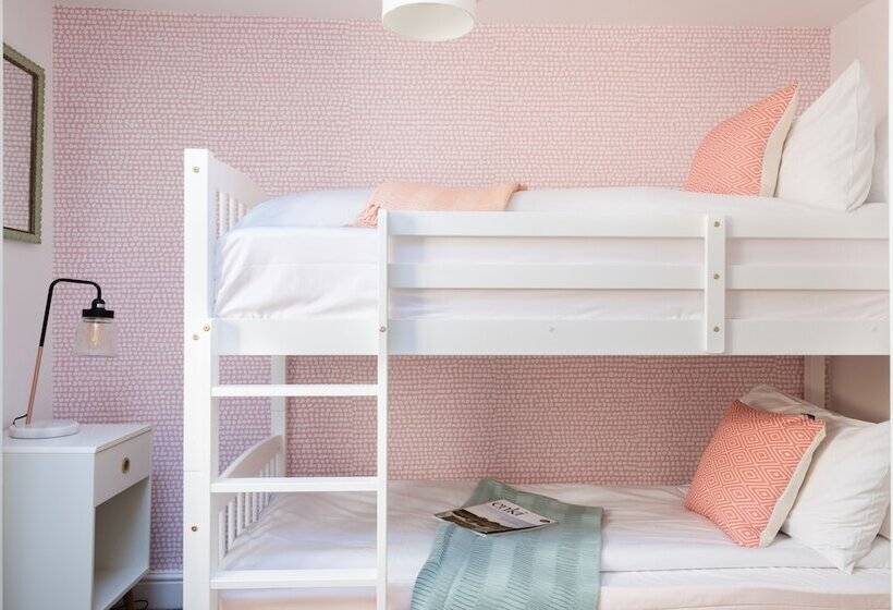 The Madras Cottage  Bright 3bdr Home With Garden