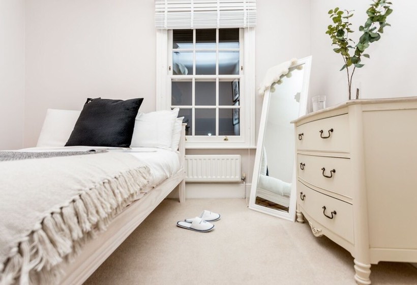 The Modern Classic Contemporary & Elegant 3bdr Home