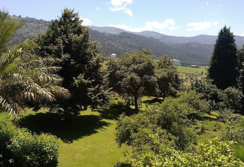 Apartamentos La Collada