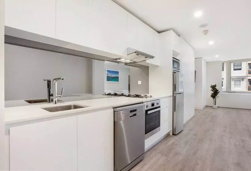 Bondi Beach Studio King Suite 1