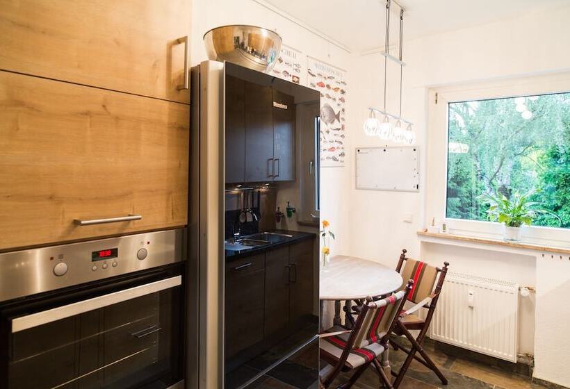 Golden Treasure Deluxe