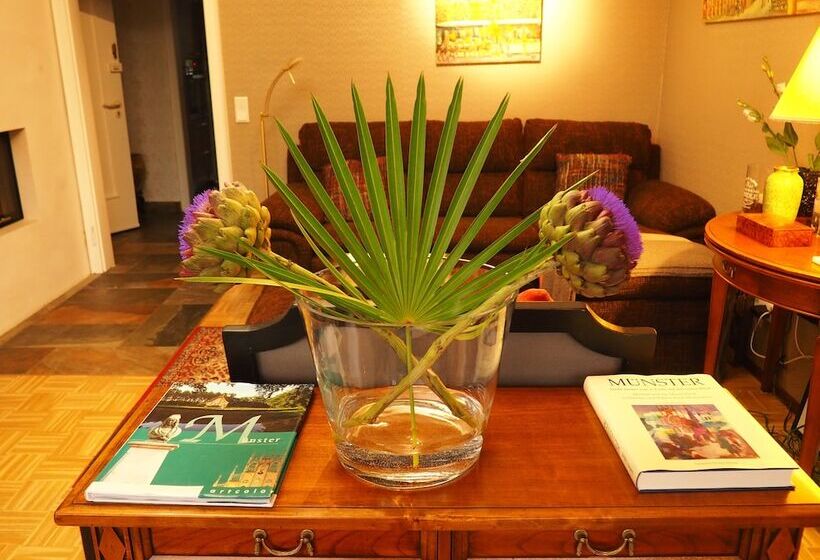 Golden Treasure Deluxe