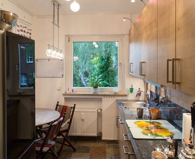 Golden Treasure Deluxe