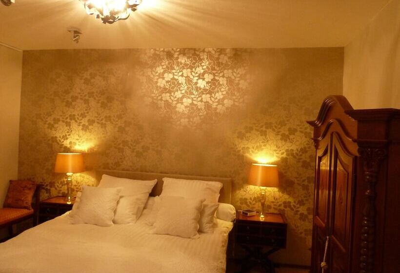 Golden Treasure Deluxe