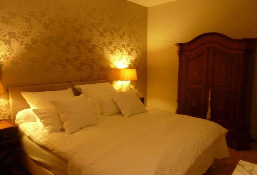 Golden Treasure Deluxe