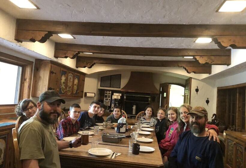 فندق Wood River Lodge Side By Side,jet Boat Transport Included, Flight Optional Not Included