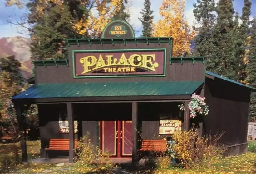 Hotelli Wood River Lodge   Side By Side,jet Boat Transport Included, Flight Optional   Not Included