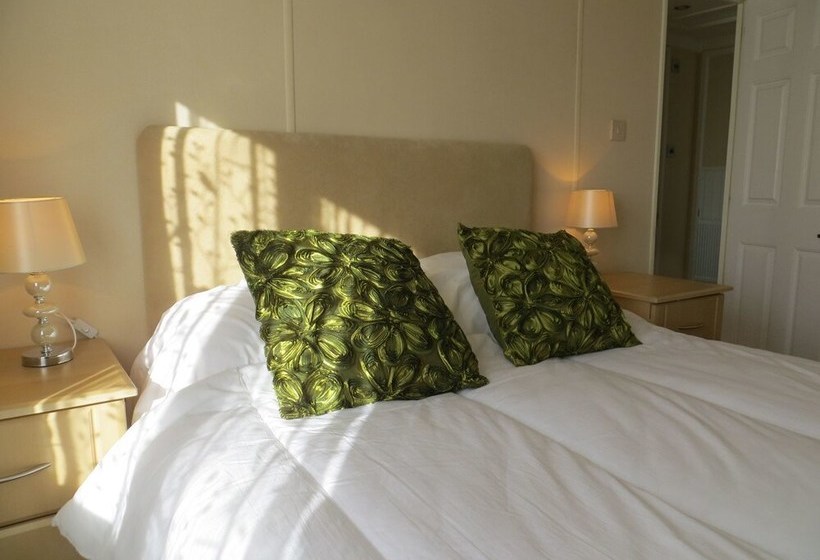 Jolie  Lovely Lodge For Couples Or Family