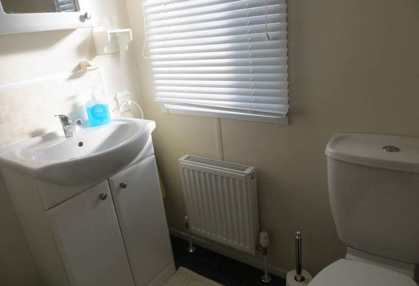 Jolie  Lovely Lodge For Couples Or Family