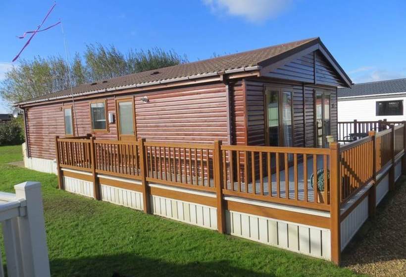 Jolie  Lovely Lodge For Couples Or Family