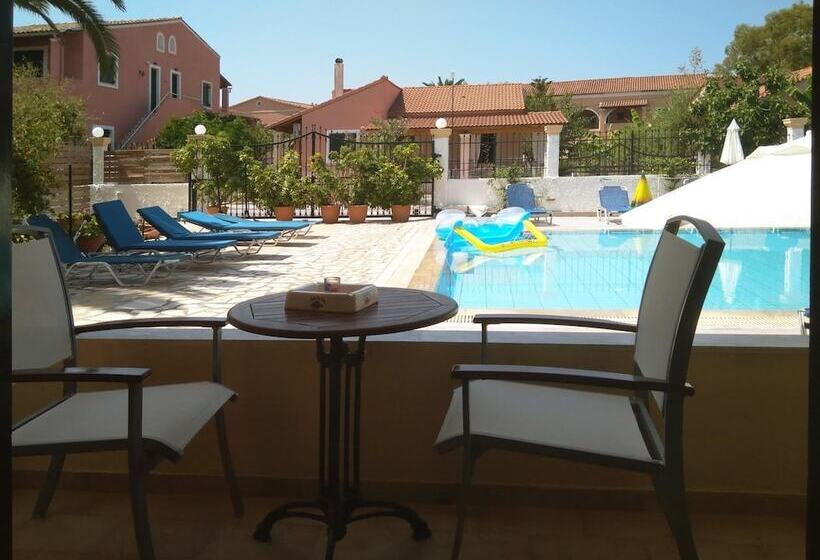 Katerina Pool Apartments