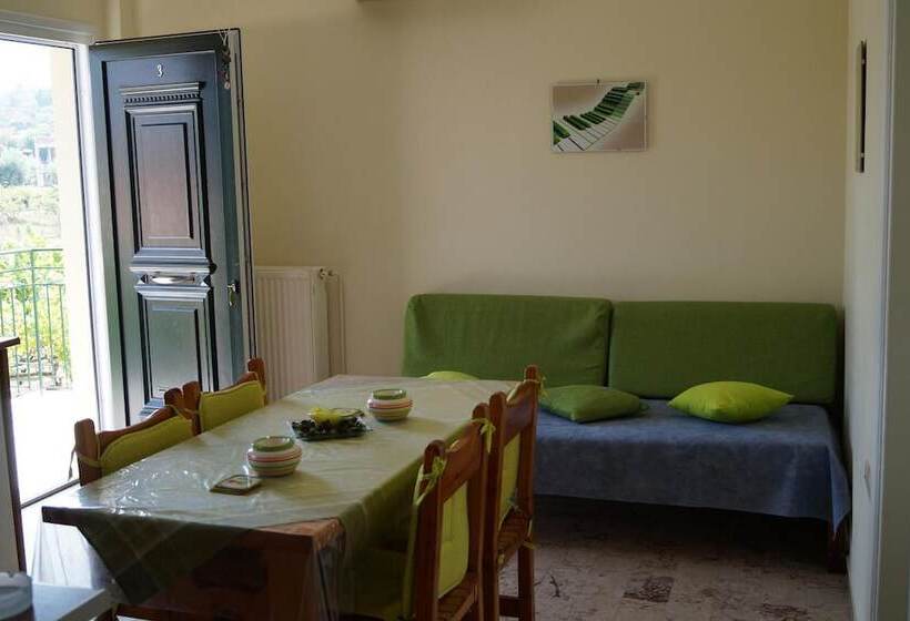 Katerina Pool Apartments