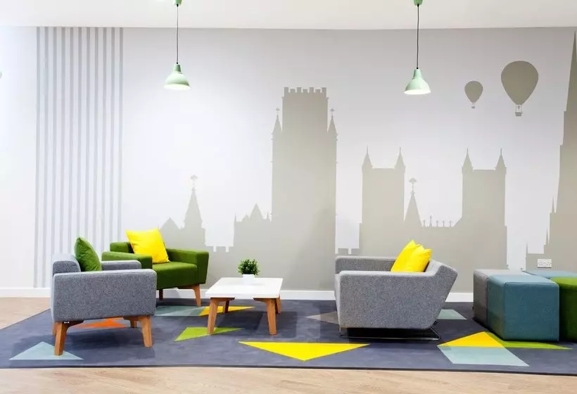 پانسیون Ensuite Rooms In Bristol Centre