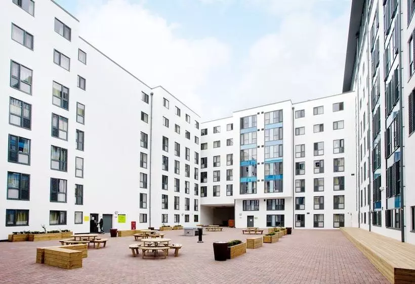 پانسیون Ensuite Rooms In Bristol Centre