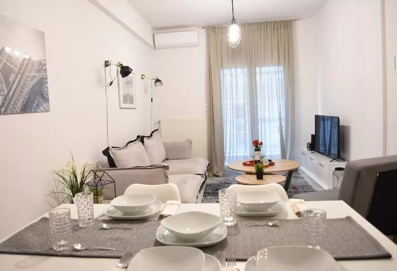 Heliconia Deluxe Apt Must