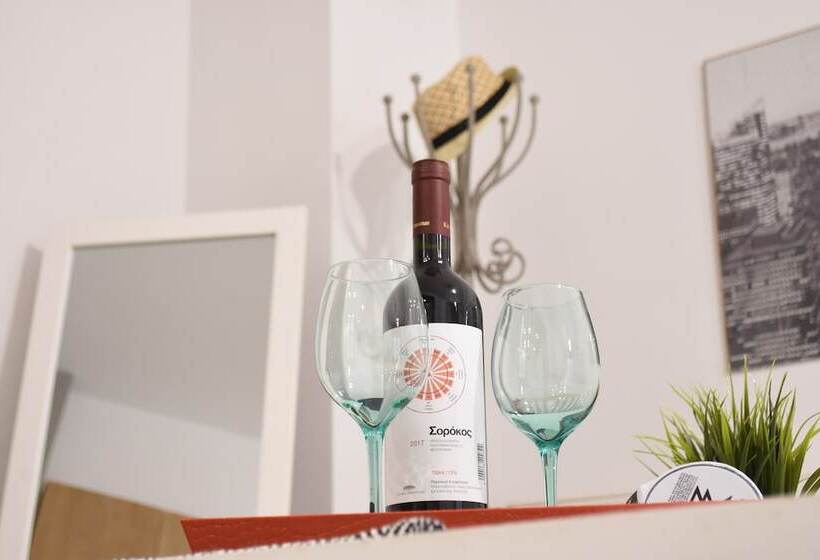 Heliconia Deluxe Apt Must