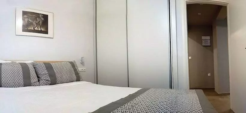 Heliconia Deluxe Apt Must