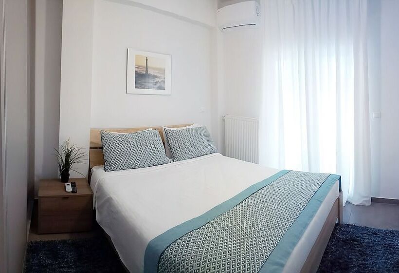 Heliconia Deluxe Apt Must