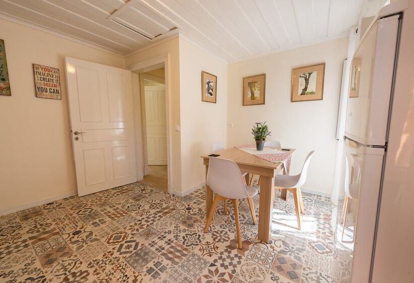 The Artist S Apartment By Konnect