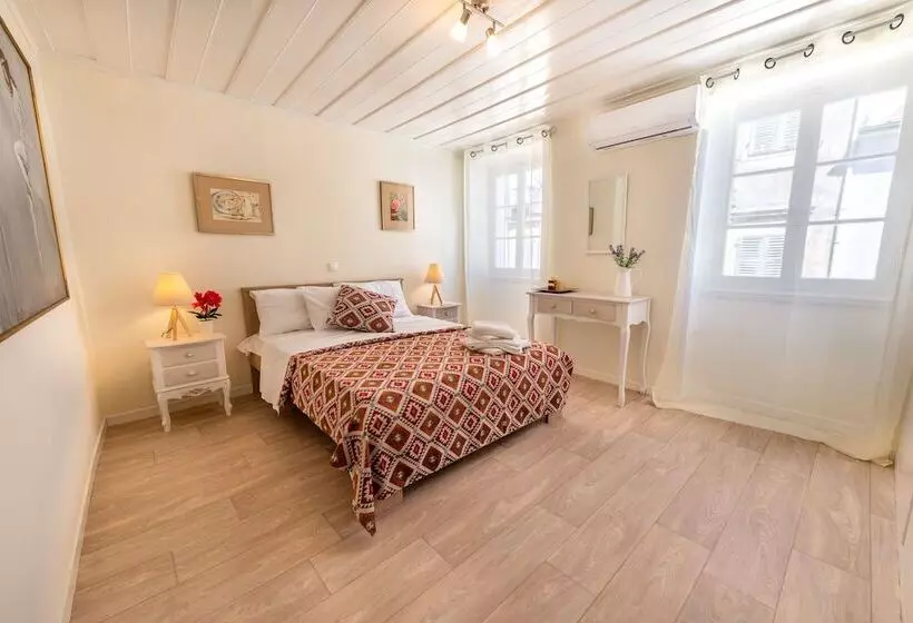 The Artist S Apartment By Konnect