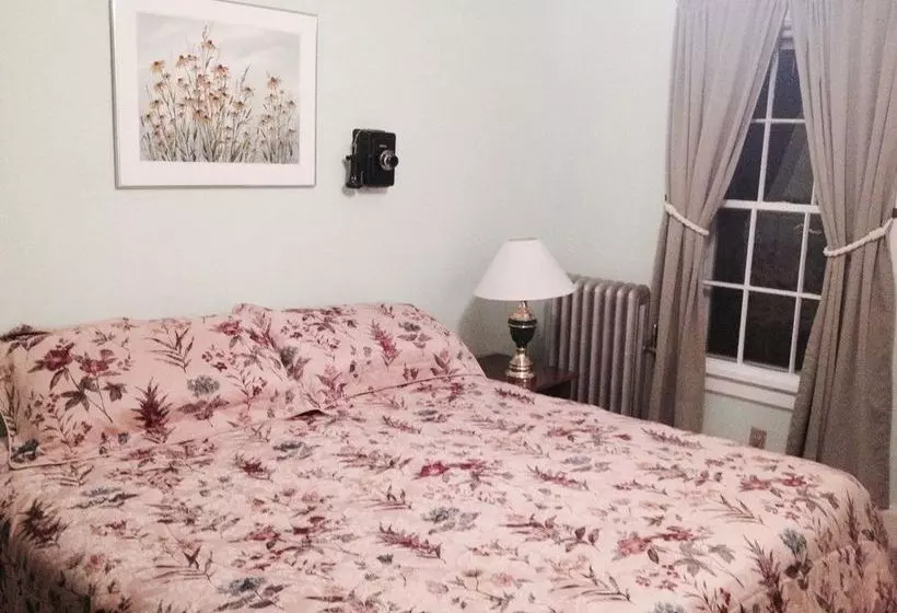 בית מלון כפרי Herbert Grand