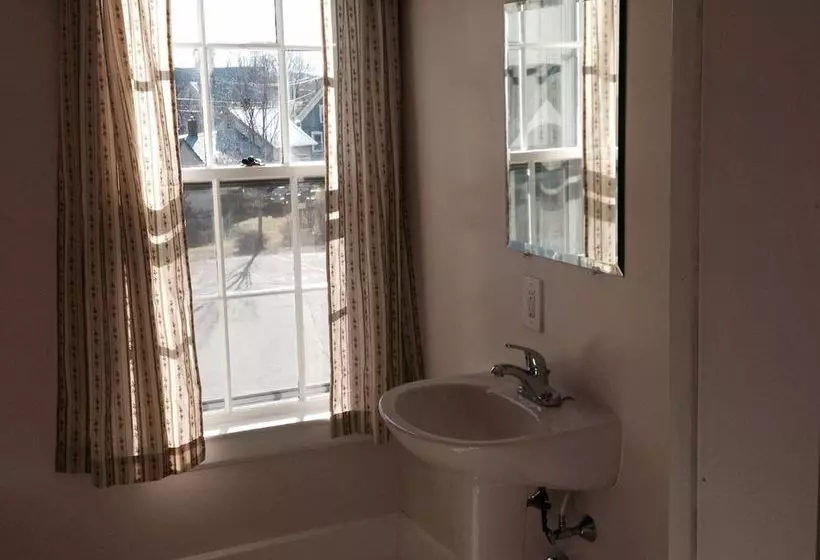 בית מלון כפרי Herbert Grand