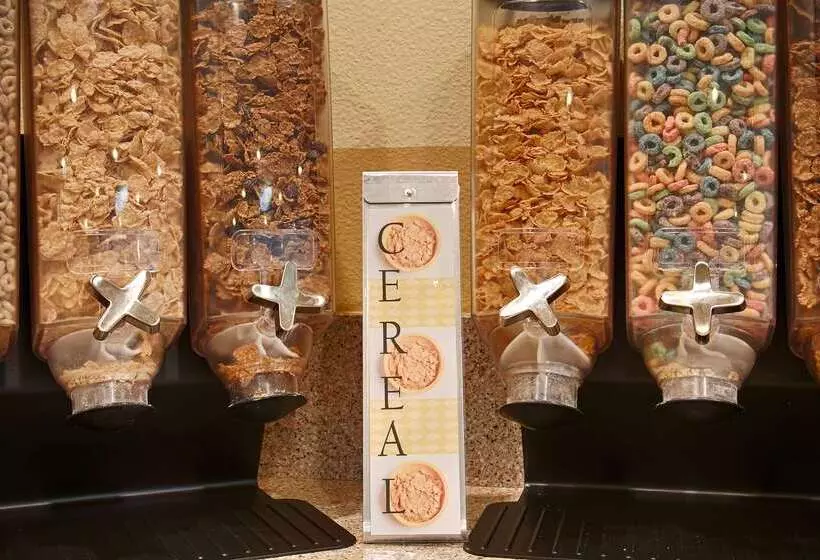 Отель Best Western Harbour Inn & Suites Huntington   Sunset Beach