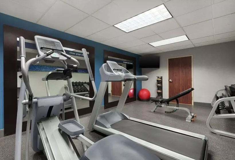 호텔 Hampton Inn Oklahoma City I 40 E