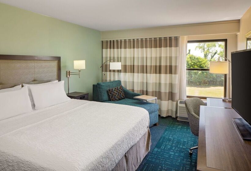 فندق Hampton Inn & Suites Nashvilleairport