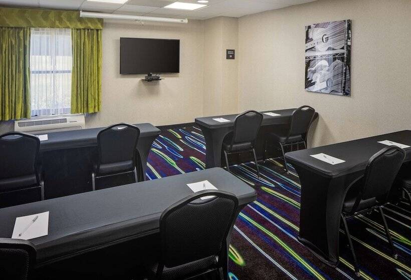 فندق Hampton Inn & Suites Nashvilleairport