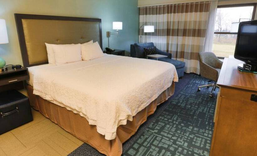 فندق Hampton Inn & Suites Nashvilleairport