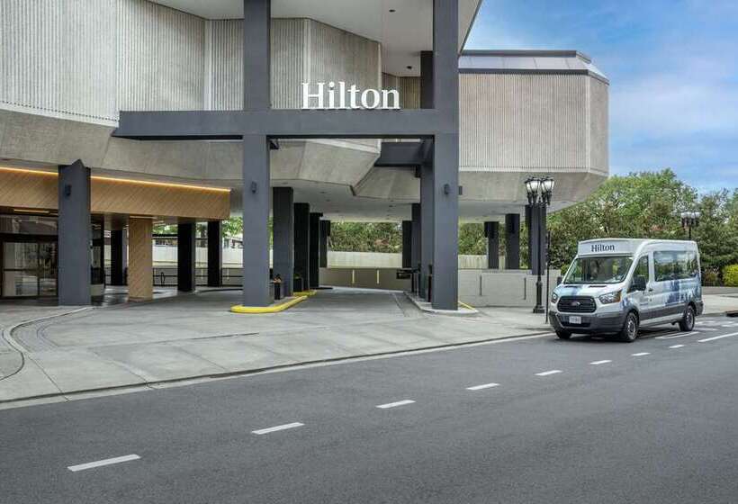 فندق Hilton Arlington National Landing