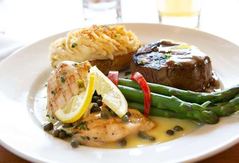 فندق Hilton Chicago/northbrook