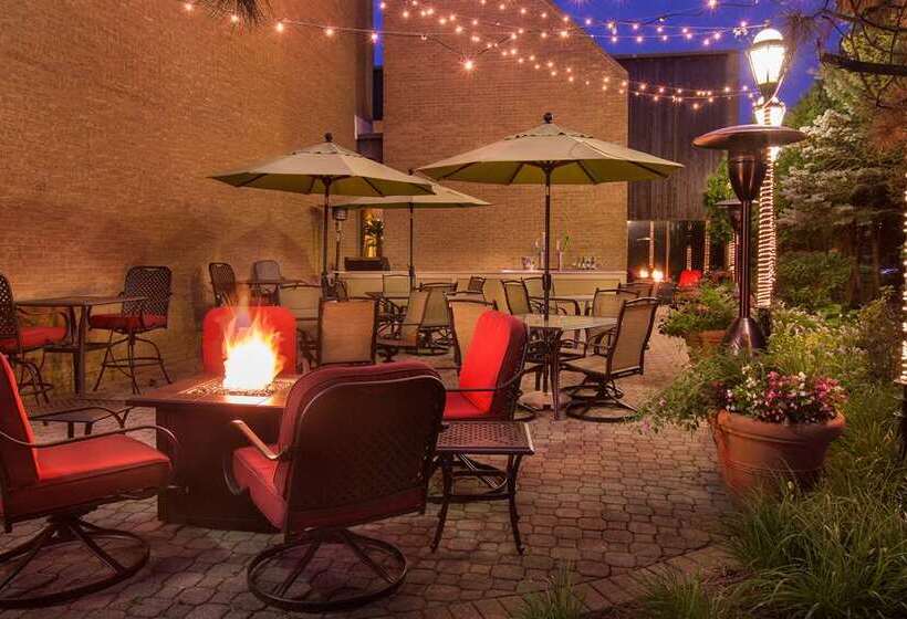 فندق Hilton Chicago/northbrook