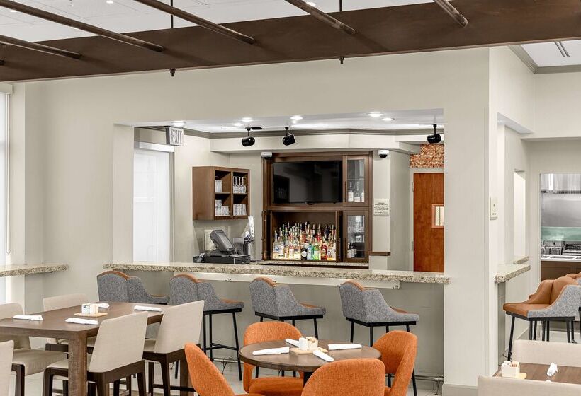 فندق Hilton Garden Inn Raleigh Durham Airport