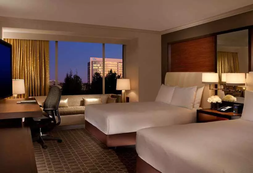 Отель Hilton Mclean Tysons Corner