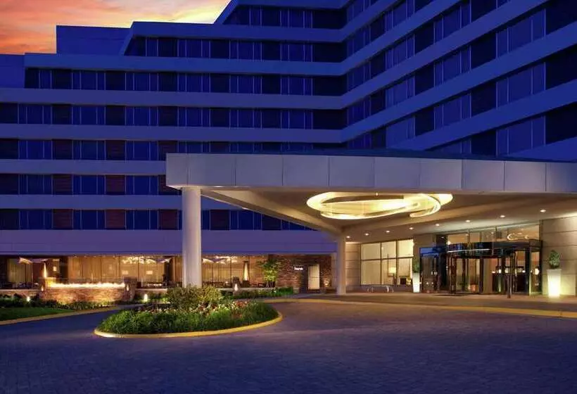 Отель Hilton Mclean Tysons Corner